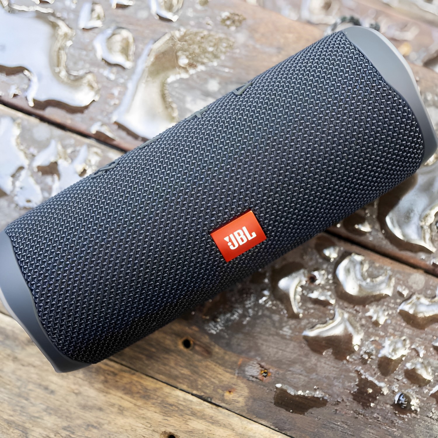 Buy a JBL FLIP 5 Portable Waterproof Speakers from Gadget Garage BD in Bangladesh for an affordable price. 